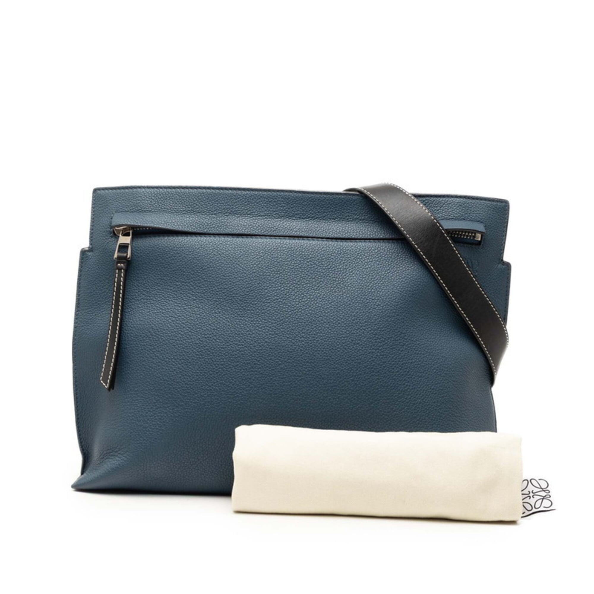 Loewe Navy Leather Messenger Bag Shoulder Bag (Pre-Owned)