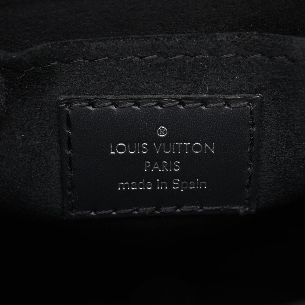 Louis Vuitton Black Leather Handbag (Pre-Owned)