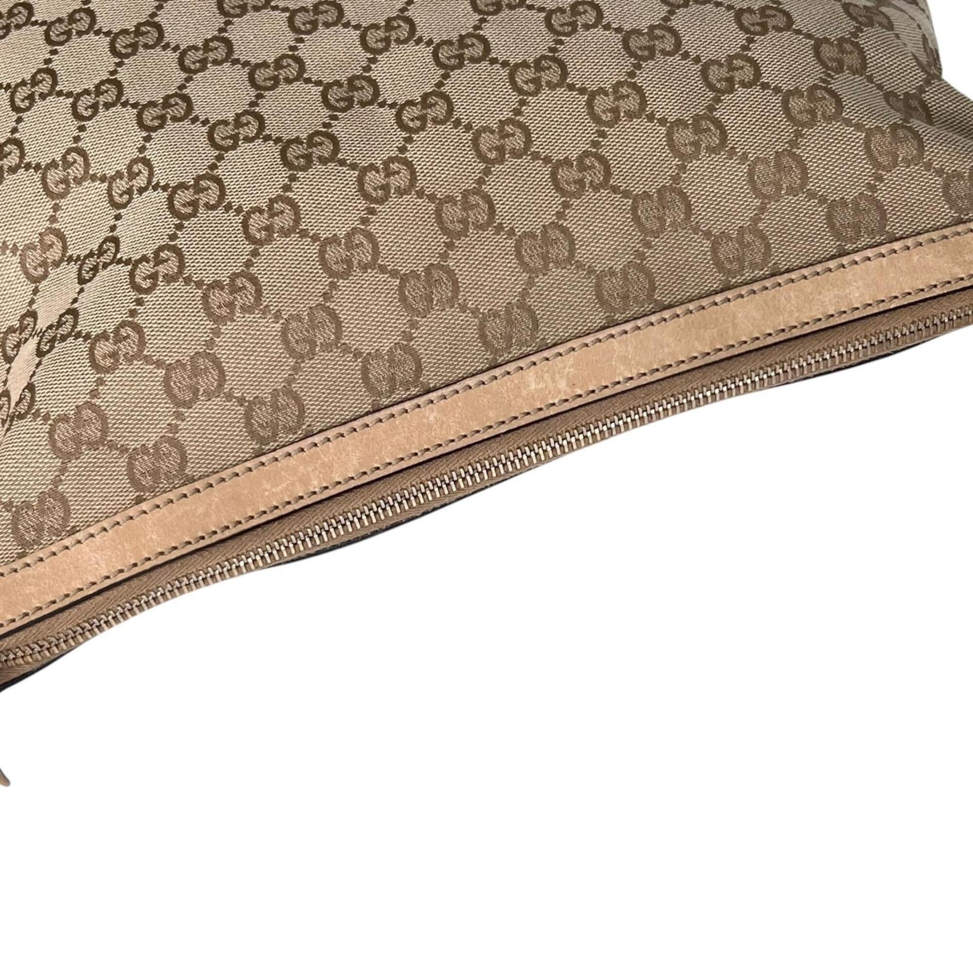 Gucci Beige Gg Canvas Shoulder Bag (Pre-Owned)