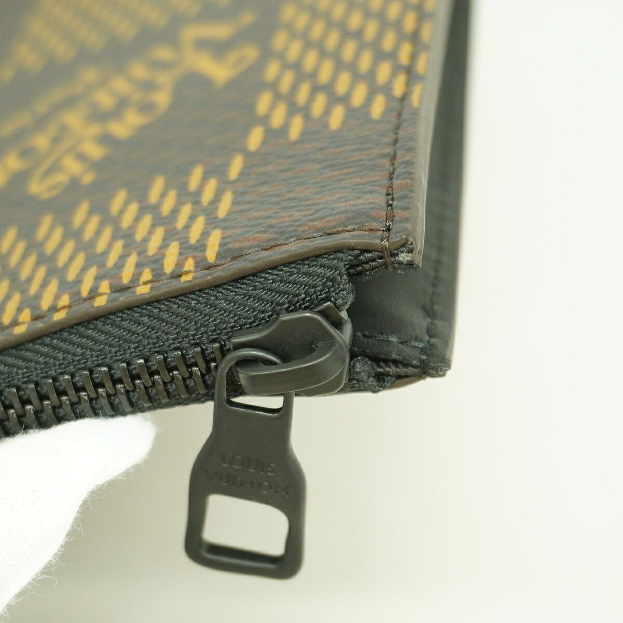 Louis Vuitton Ebene Clutch Bag (Pre-Owned)