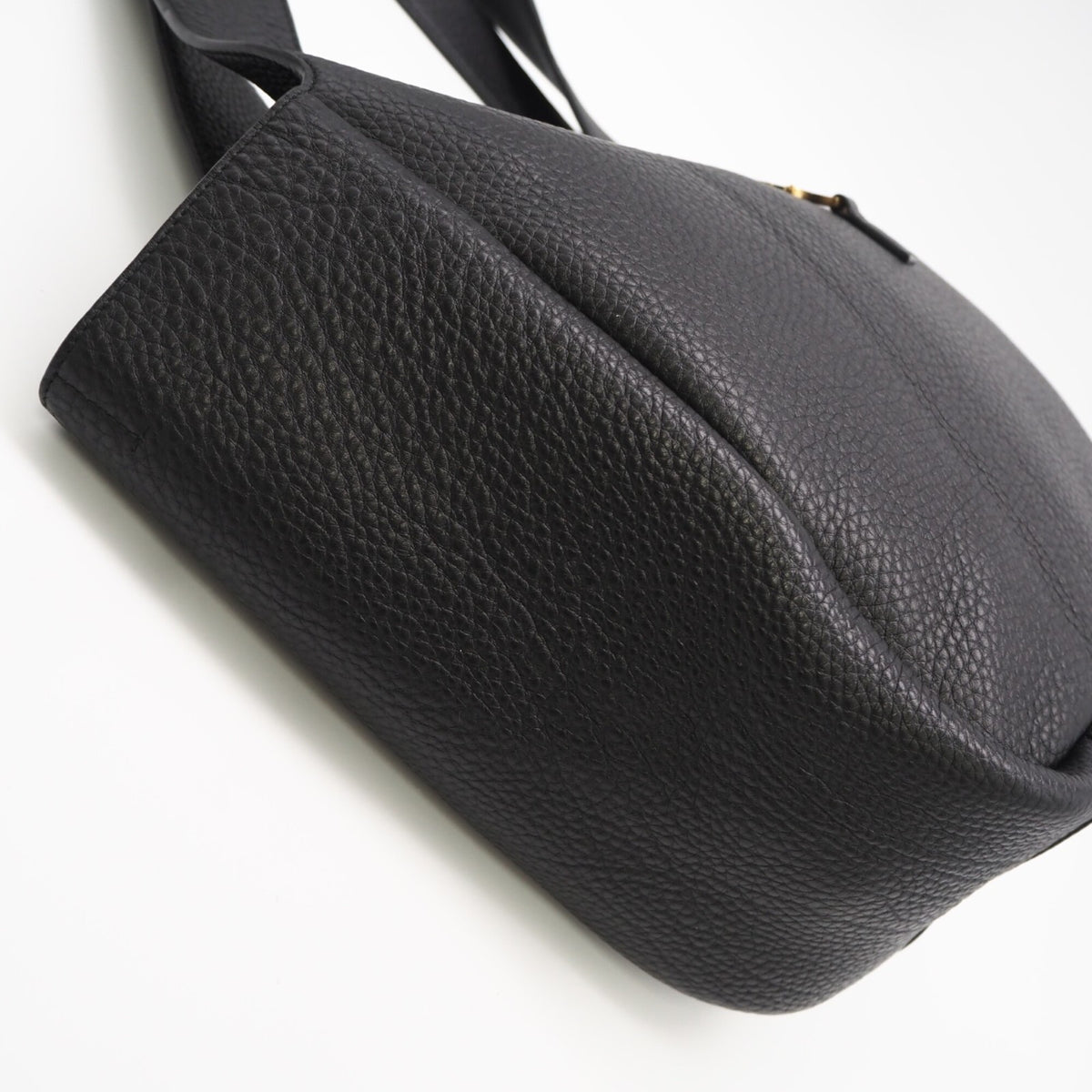 Yves Saint Laurent Black Handbag Tote Bag (Pre-Owned)