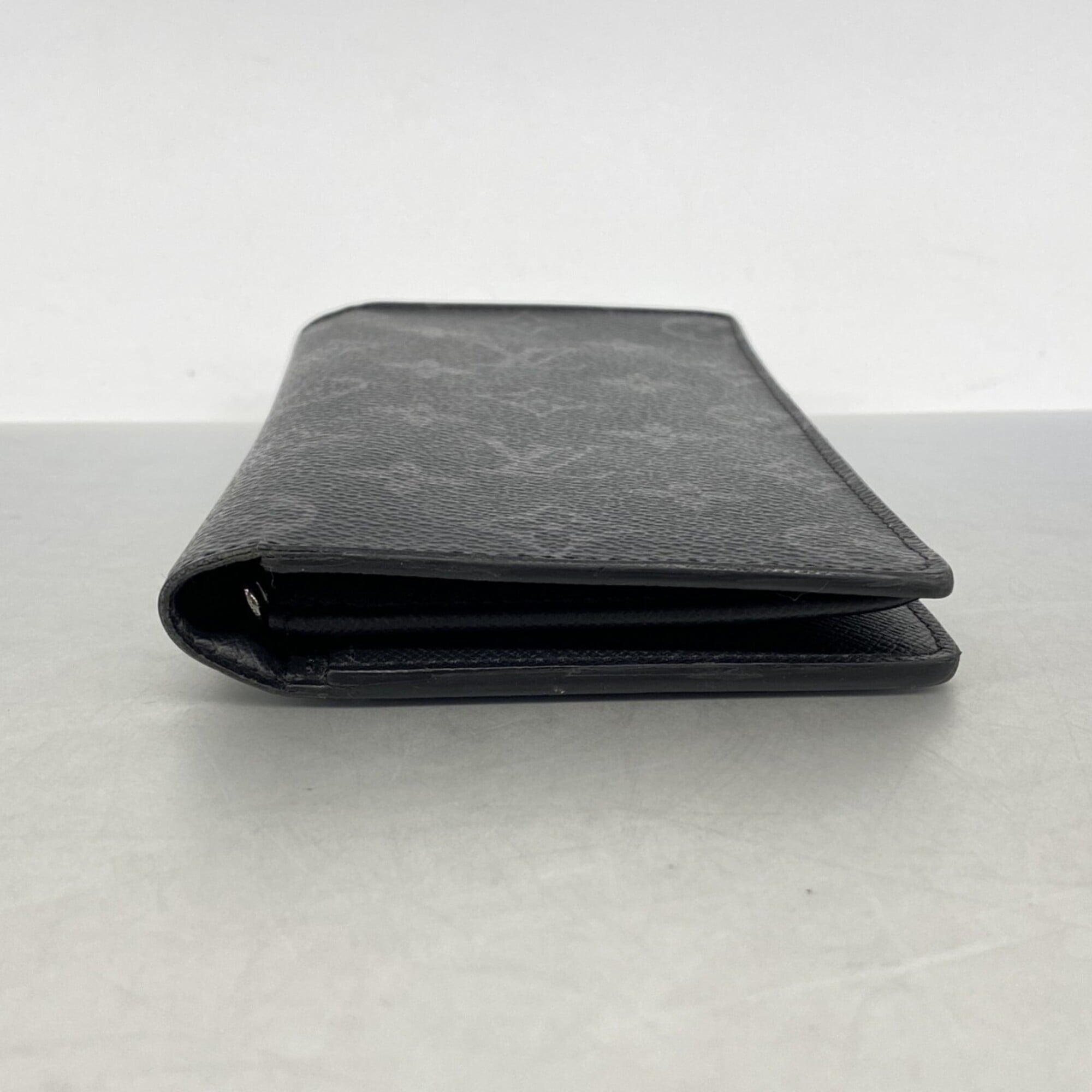 Louis Vuitton Black Long Wallet (Bi-Fold) (Pre-Owned)