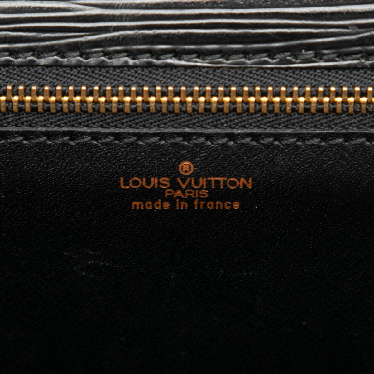 Louis Vuitton Black Noir Leather Handbag Shoulder Bag (Pre-Owned)