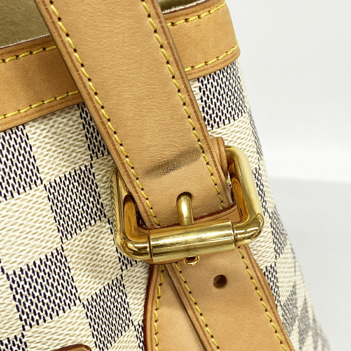Louis Vuitton White Tote Bag (Pre-Owned)