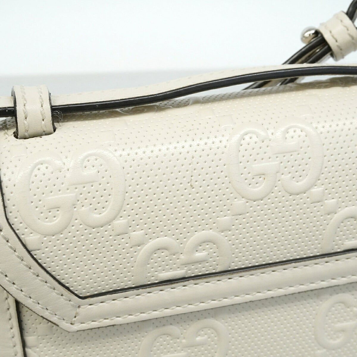 Gucci White Leather Shoulder Bag (Pre-Owned)