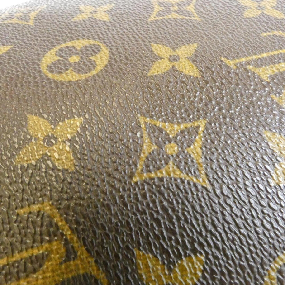 Louis Vuitton Marron Coated Canvas Handbag (Pre-Owned)