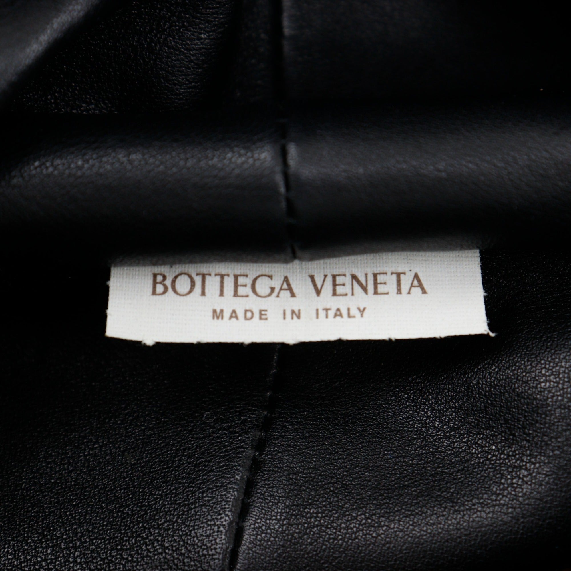 Bottega Veneta Black Handbag (Pre-Owned)