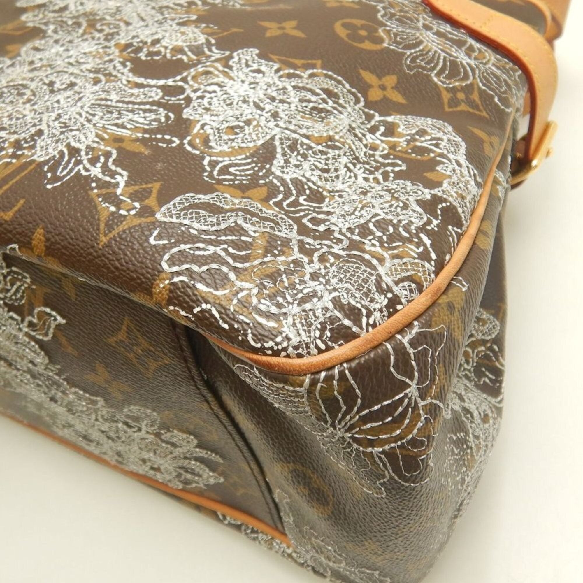 Louis Vuitton Brown Monogram Canvas Tote Bag (Pre-Owned)