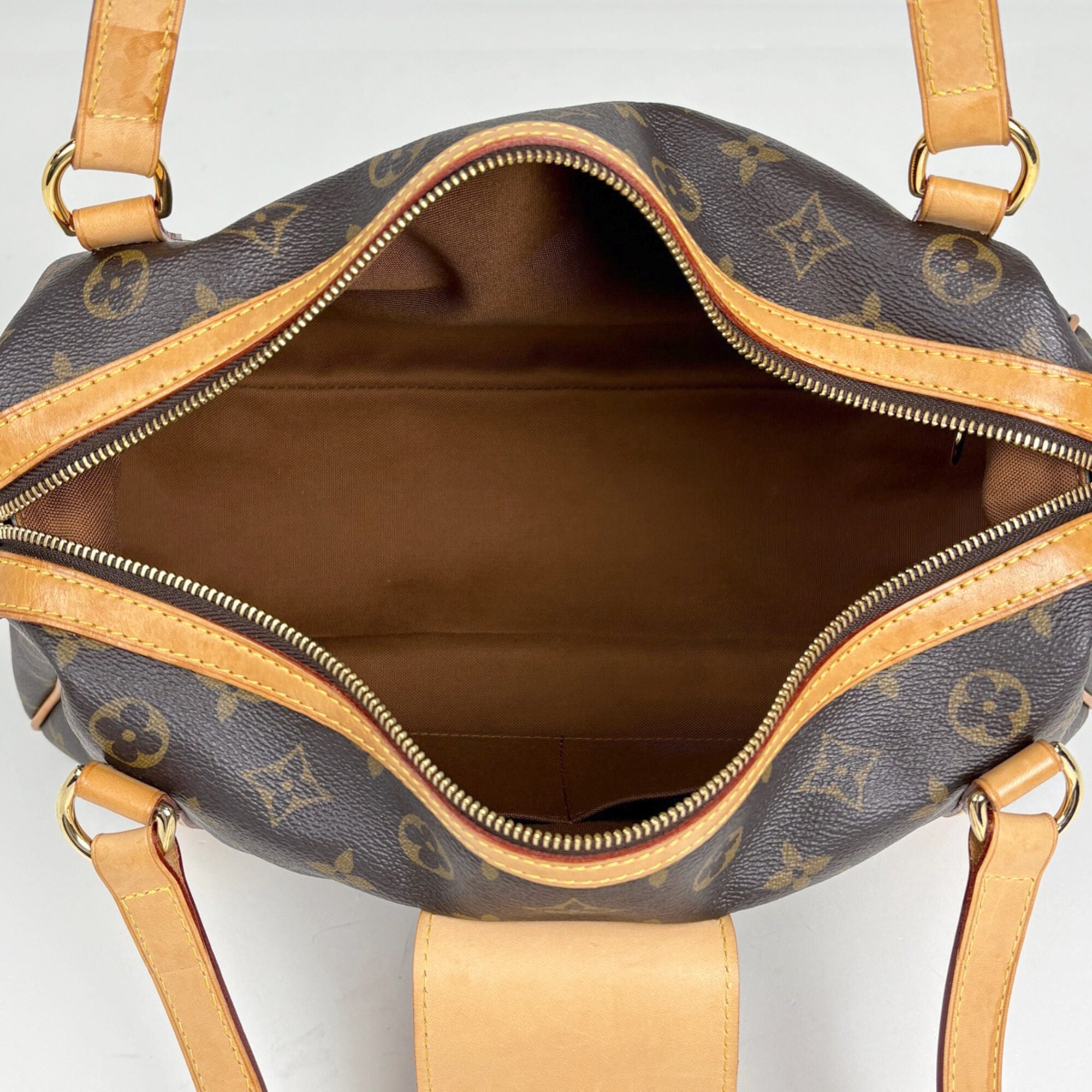 Louis Vuitton Brown Monogram Monogram Handbag (Pre-Owned)