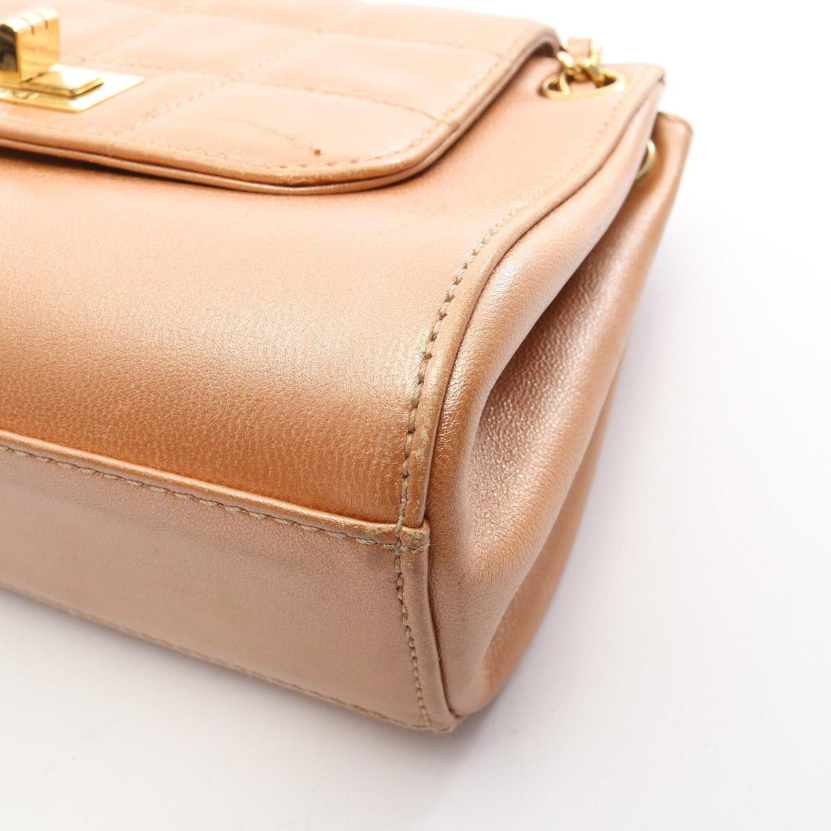 Chanel Pink Leather Handbag Shoulder Bag (Pre-Owned)