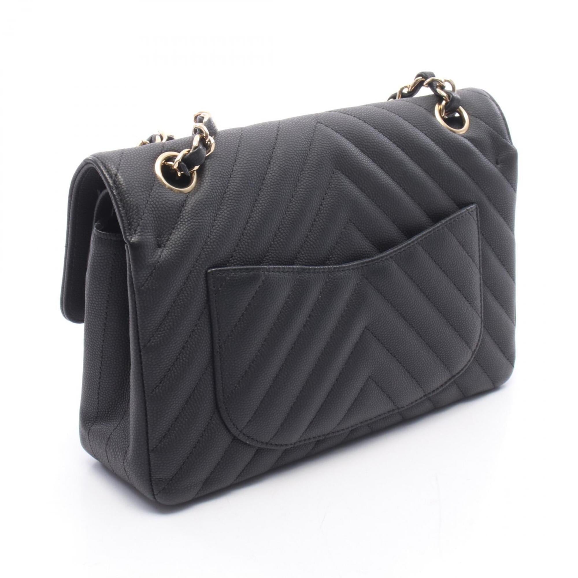 Chanel Black Grained Calfskin Handbag Shoulder Bag (Pre-Owned)