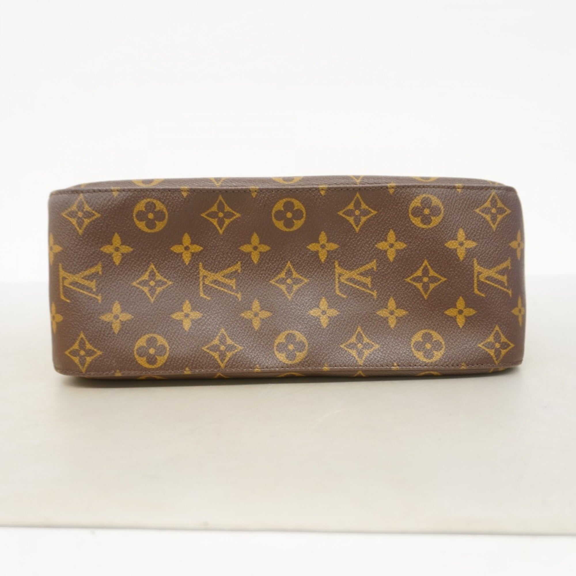Louis Vuitton Brown Shoulder Bag (Pre-Owned)
