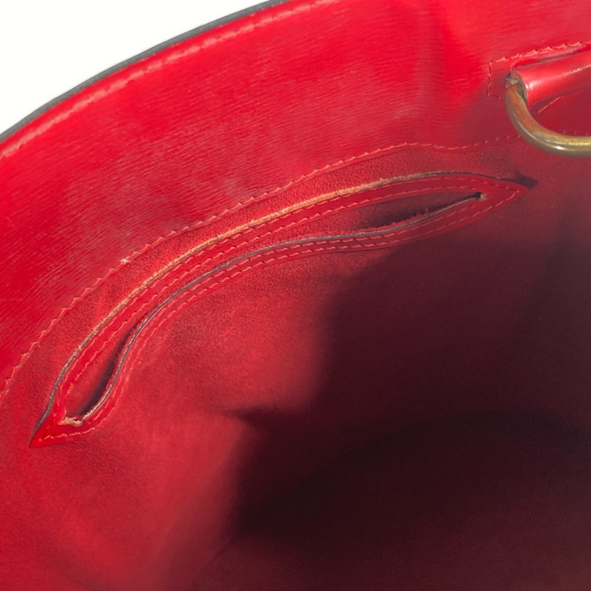 Louis Vuitton Castilian Red Red Color Epi Leather Shoulder Bag (Pre-Owned)