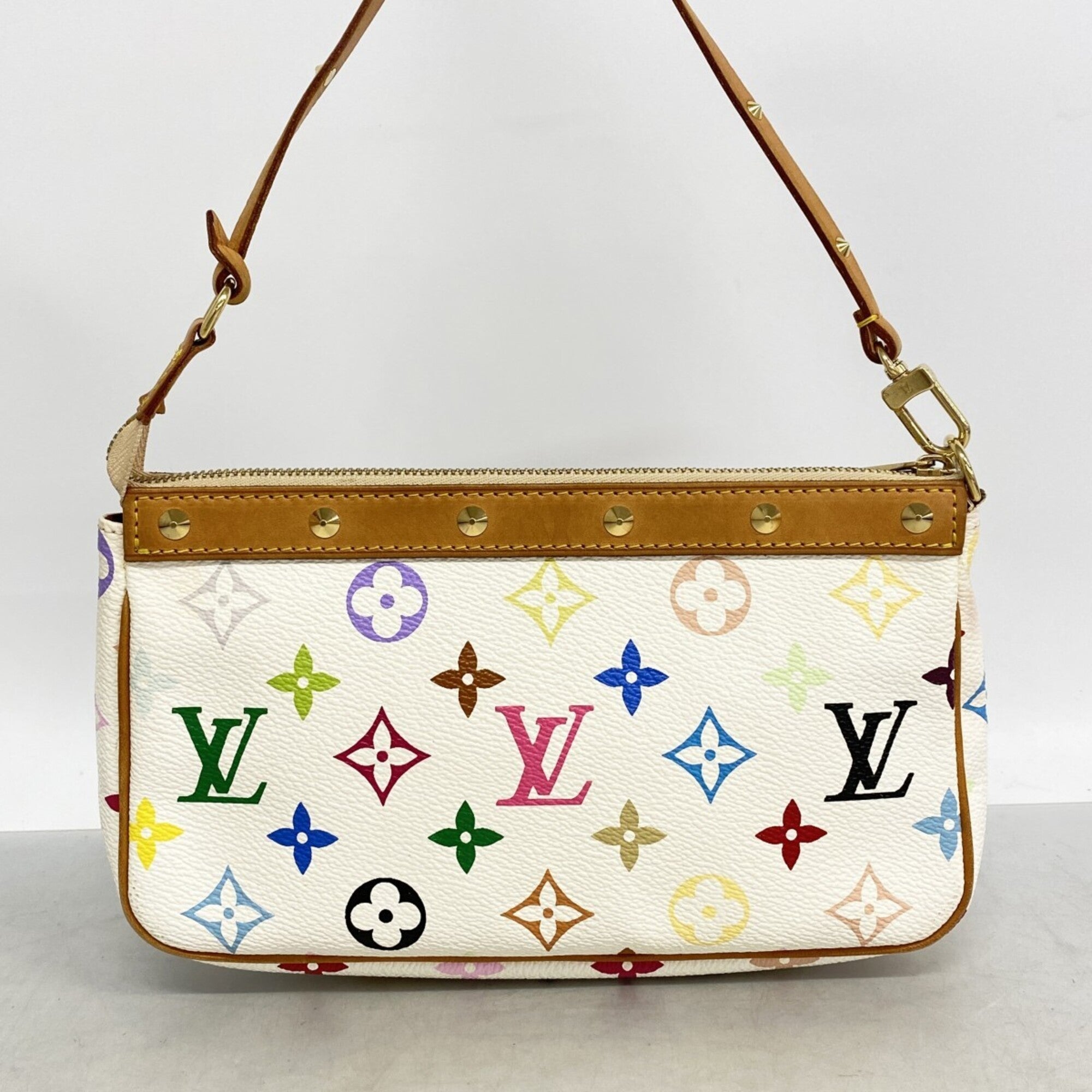 Louis Vuitton Blanc Pouch (Pre-Owned)