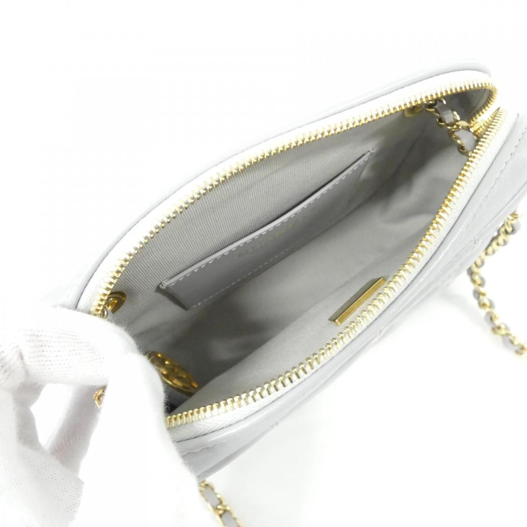 Chanel Gray Leather Shoulder Bag (Pre-Owned)