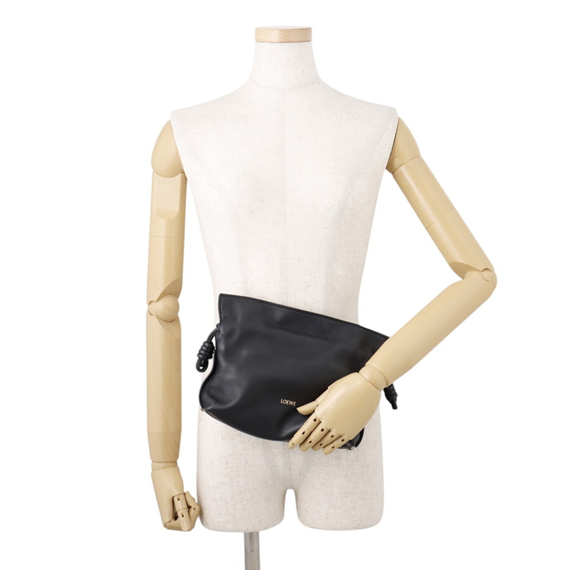 Loewe Flamenco Black Leather Shoulder Bag (Pre-Owned)