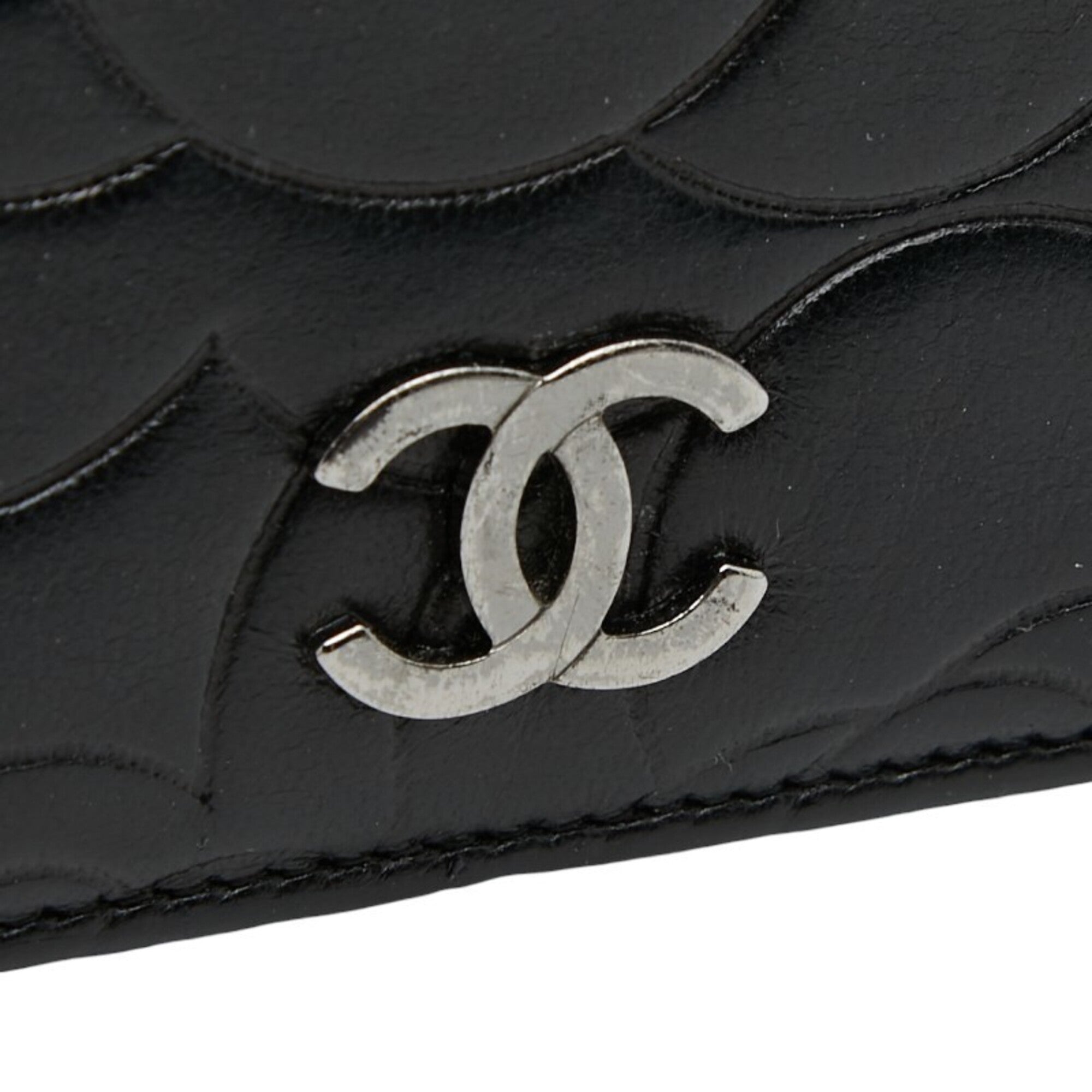 Chanel Black Leather Long Wallet (Bi-Fold) (Pre-Owned)