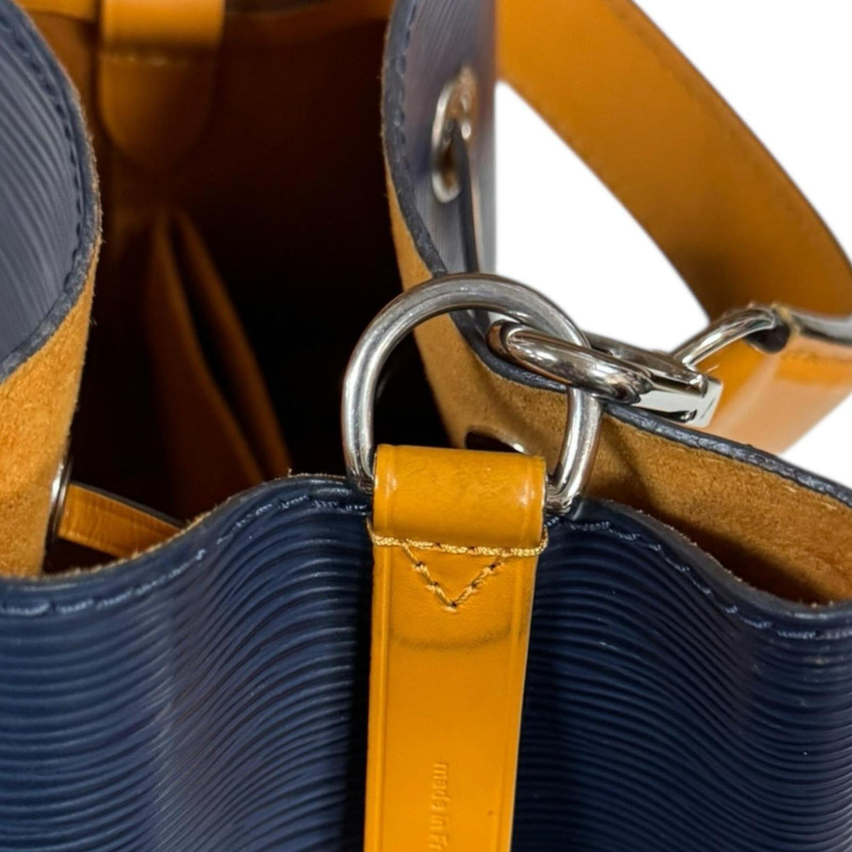 Louis Vuitton Epi Navy Orange Epi Leather Shoulder Bag (Pre-Owned)