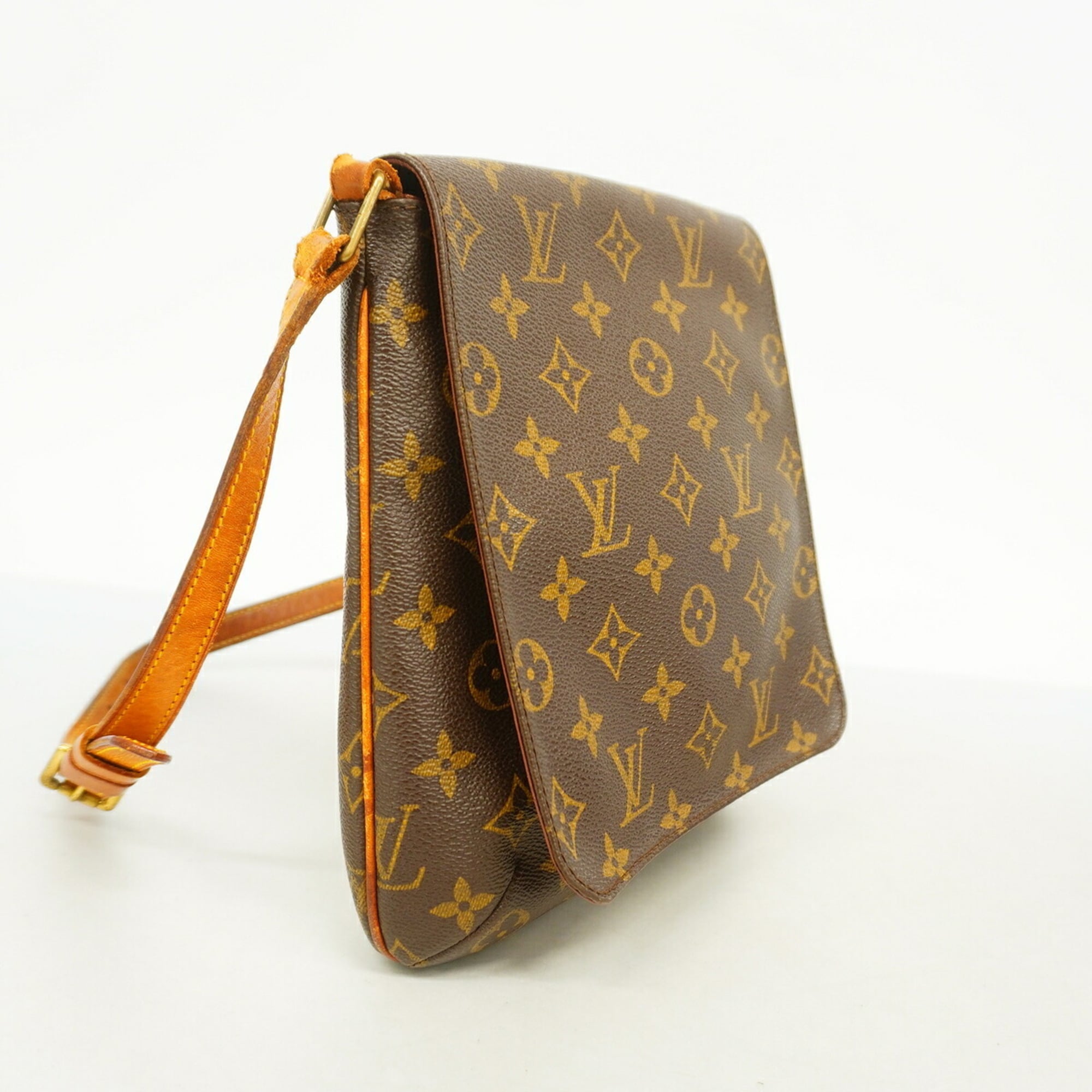 Louis Vuitton Brown Shoulder Bag (Pre-Owned)