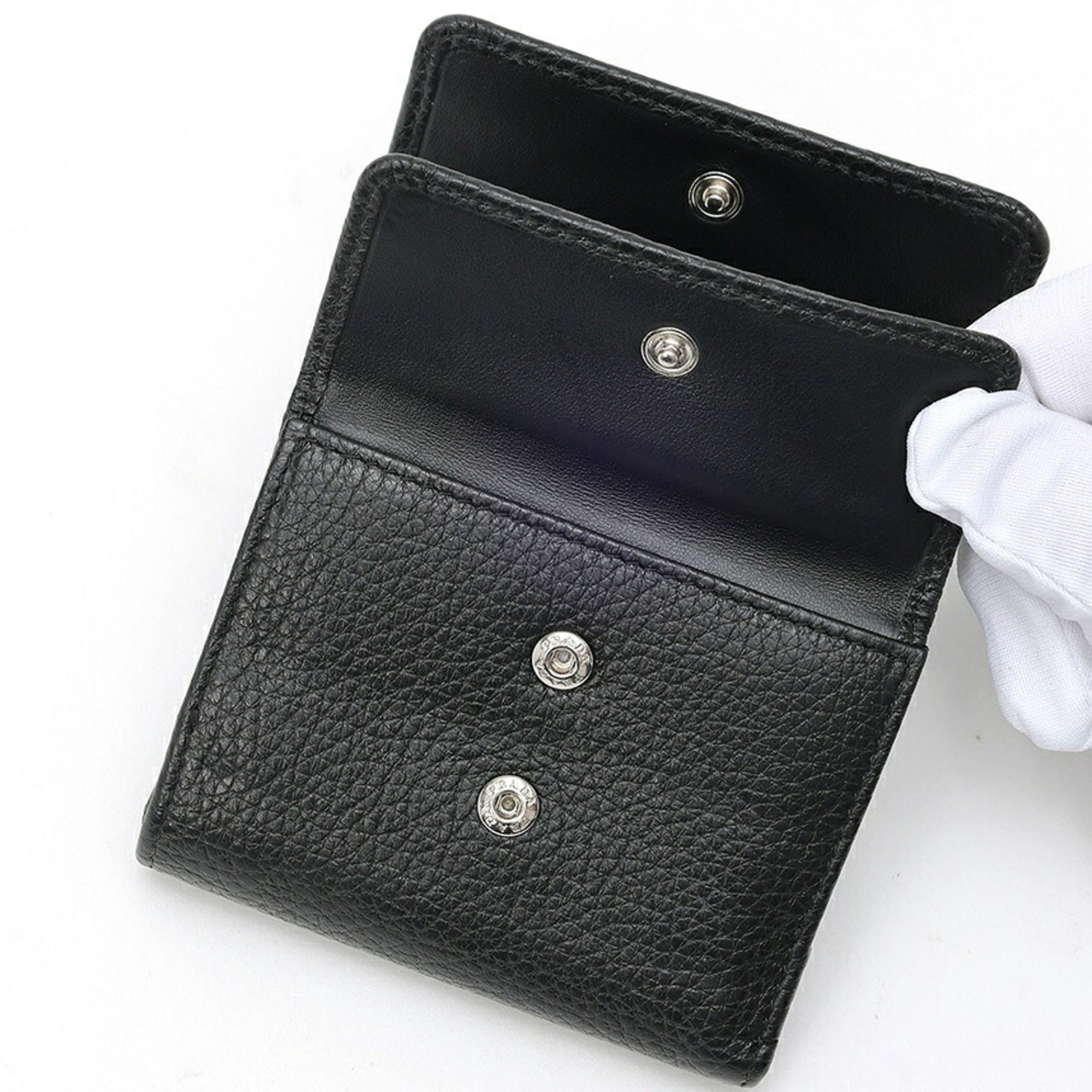 Prada Black Leather Wallet (Tri-Fold) (Pre-Owned)