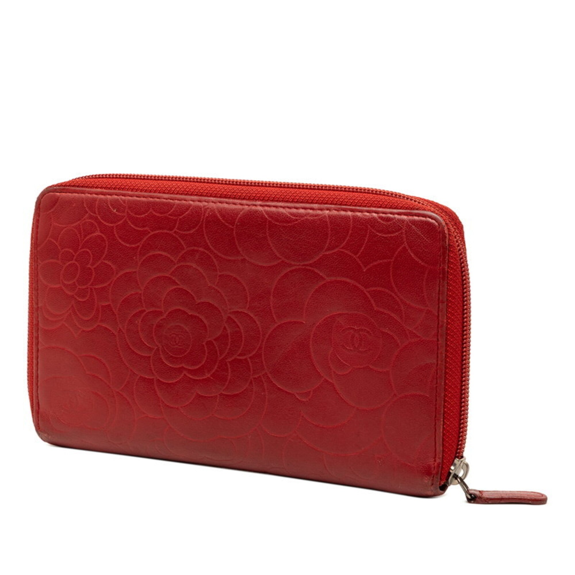 Chanel Red Color Leather Long Wallet (Bi-Fold) (Pre-Owned)