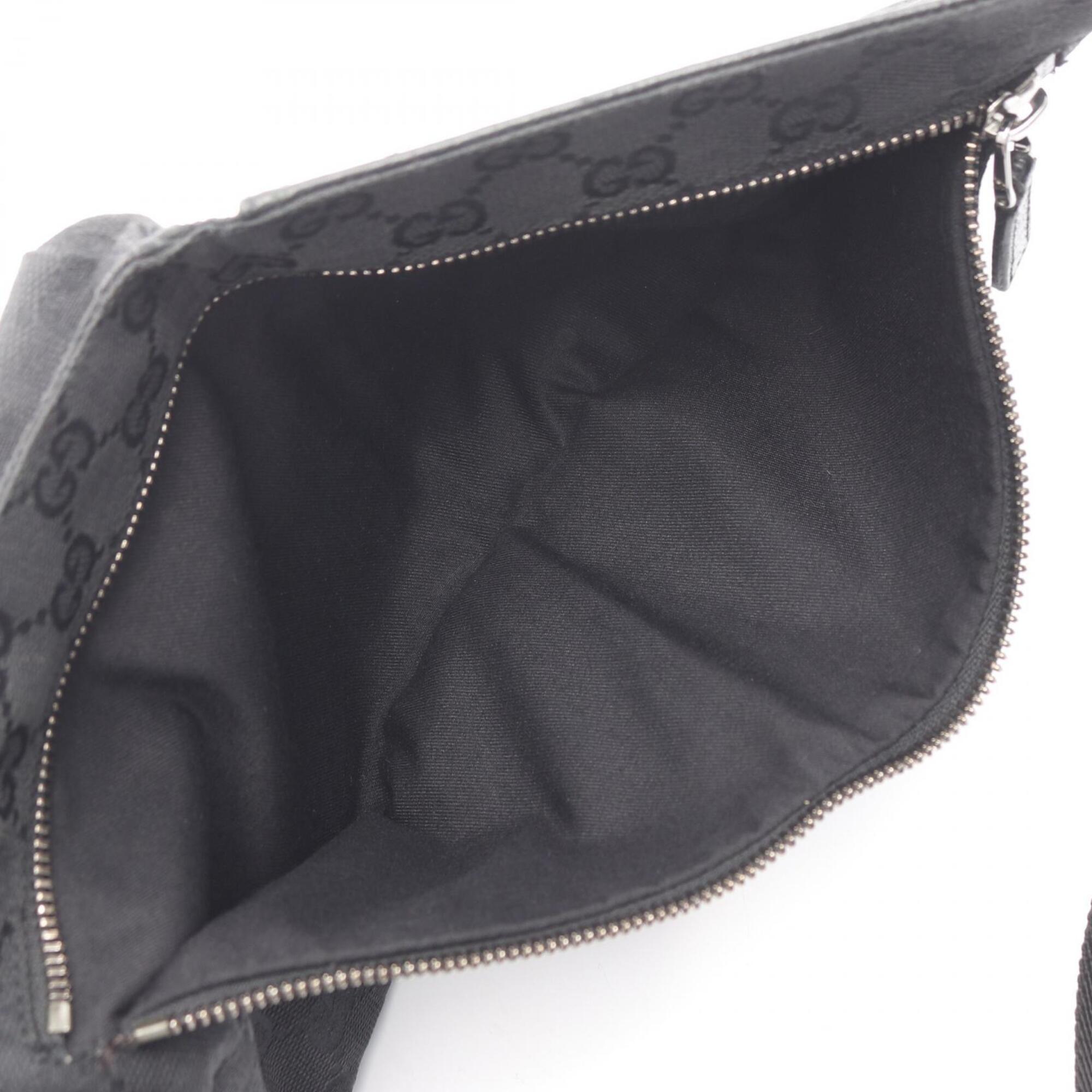 Gucci Black Canvas Leather Fanny Pack Handbag (Pre-Owned)