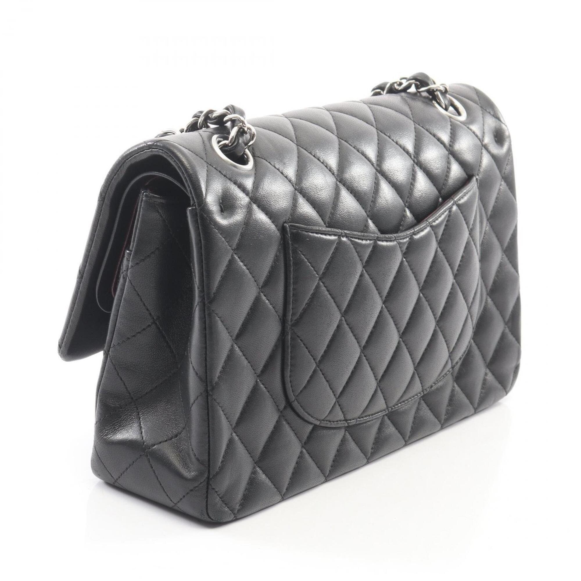 Chanel Black Leather Handbag Shoulder Bag (Pre-Owned)