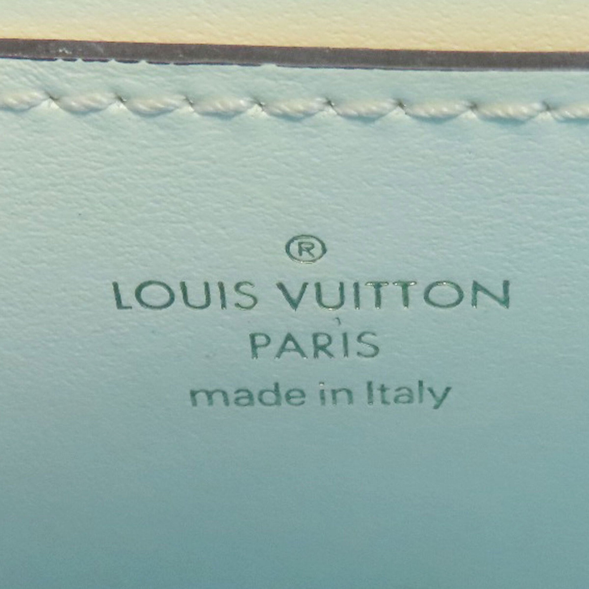 Louis Vuitton Beige Leather Shoulder Bag (Pre-Owned)