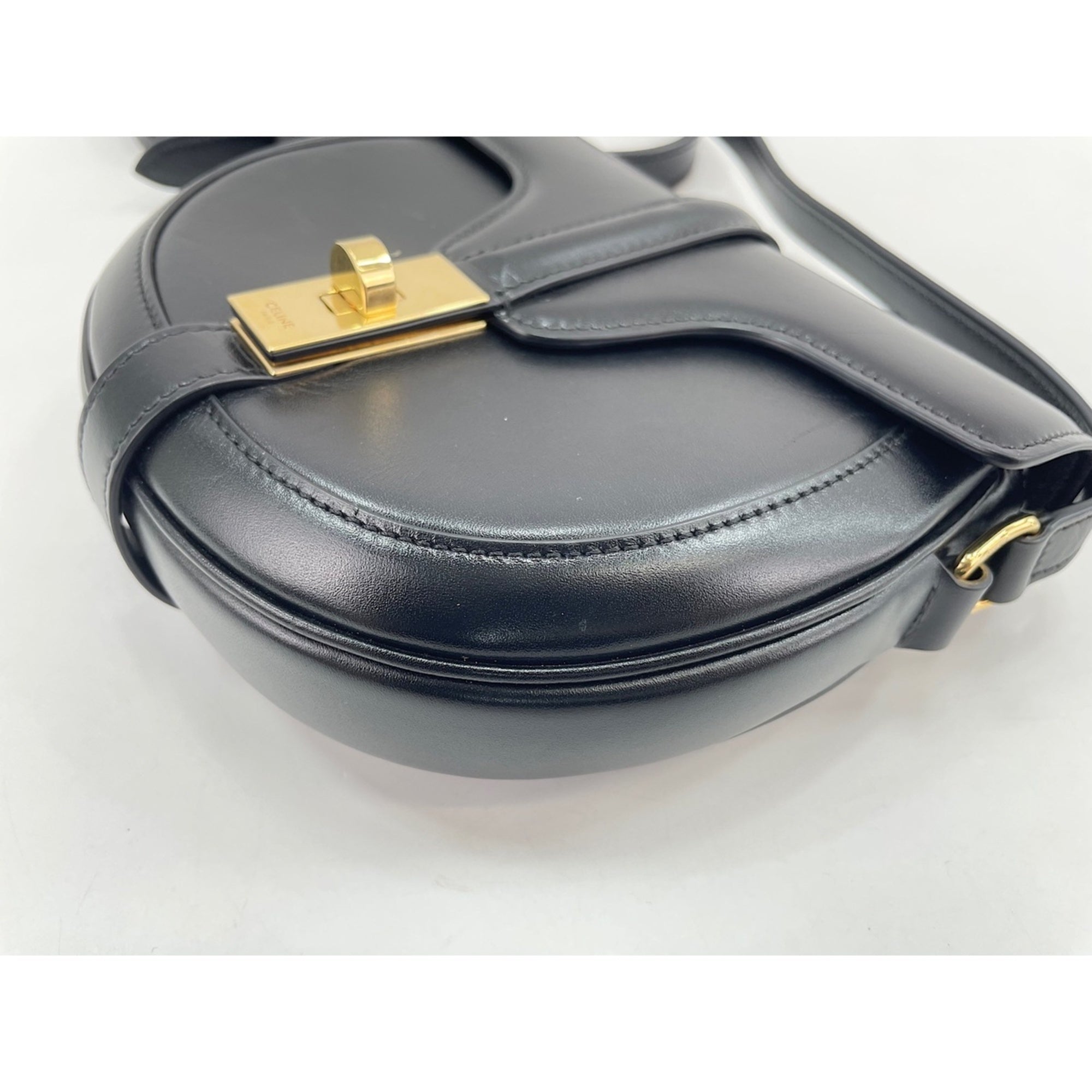 Celine Black Shoulder Bag (Pre-Owned)