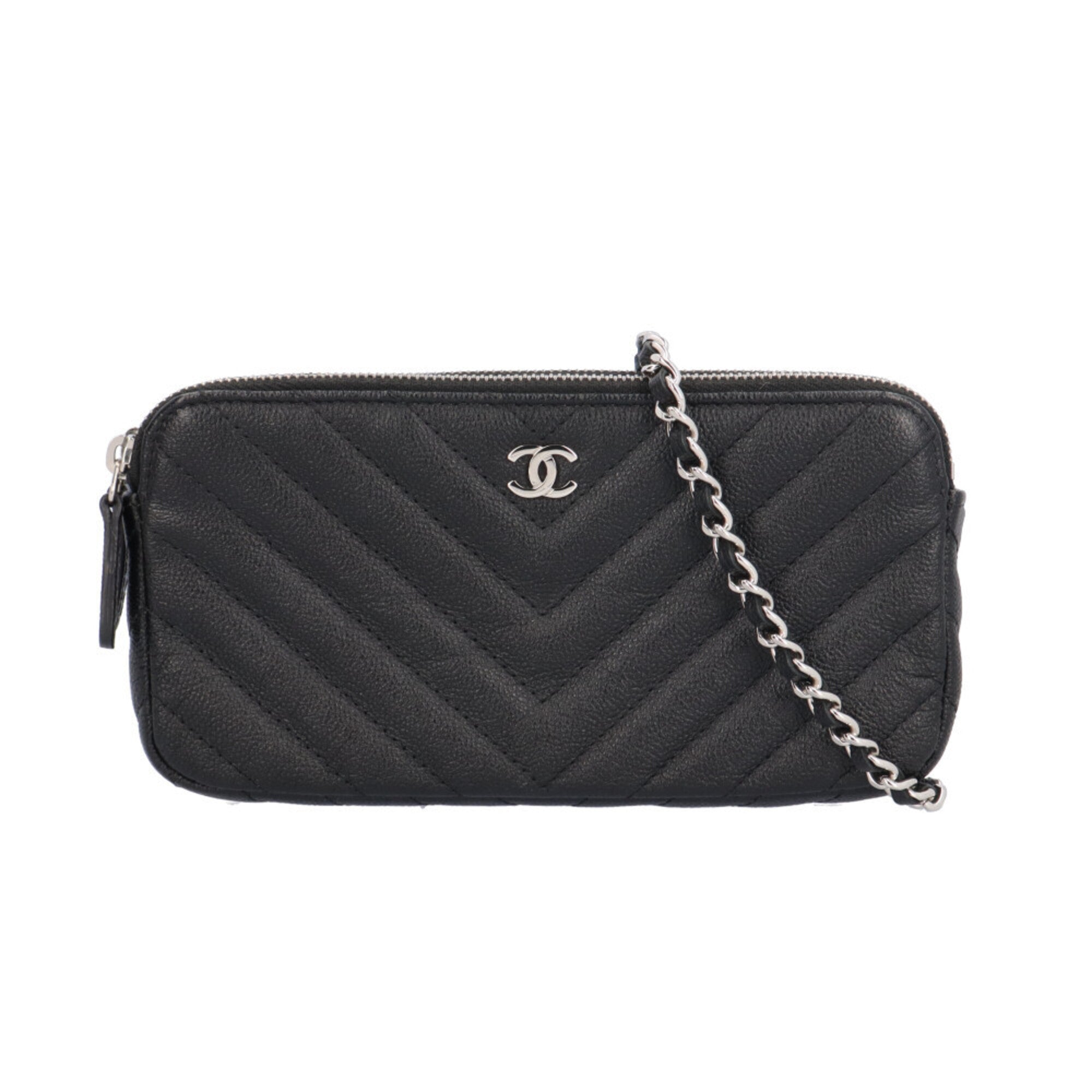 Chanel Black Leather Shoulder Bag (Pre-Owned)