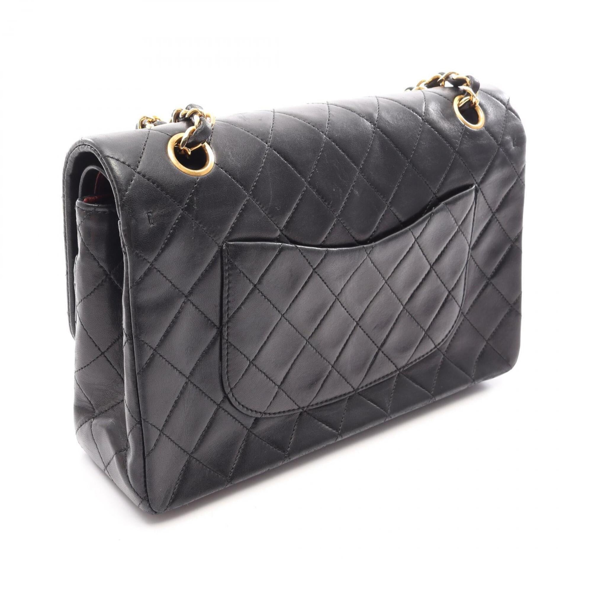 Chanel Black Leather Handbag Shoulder Bag (Pre-Owned)