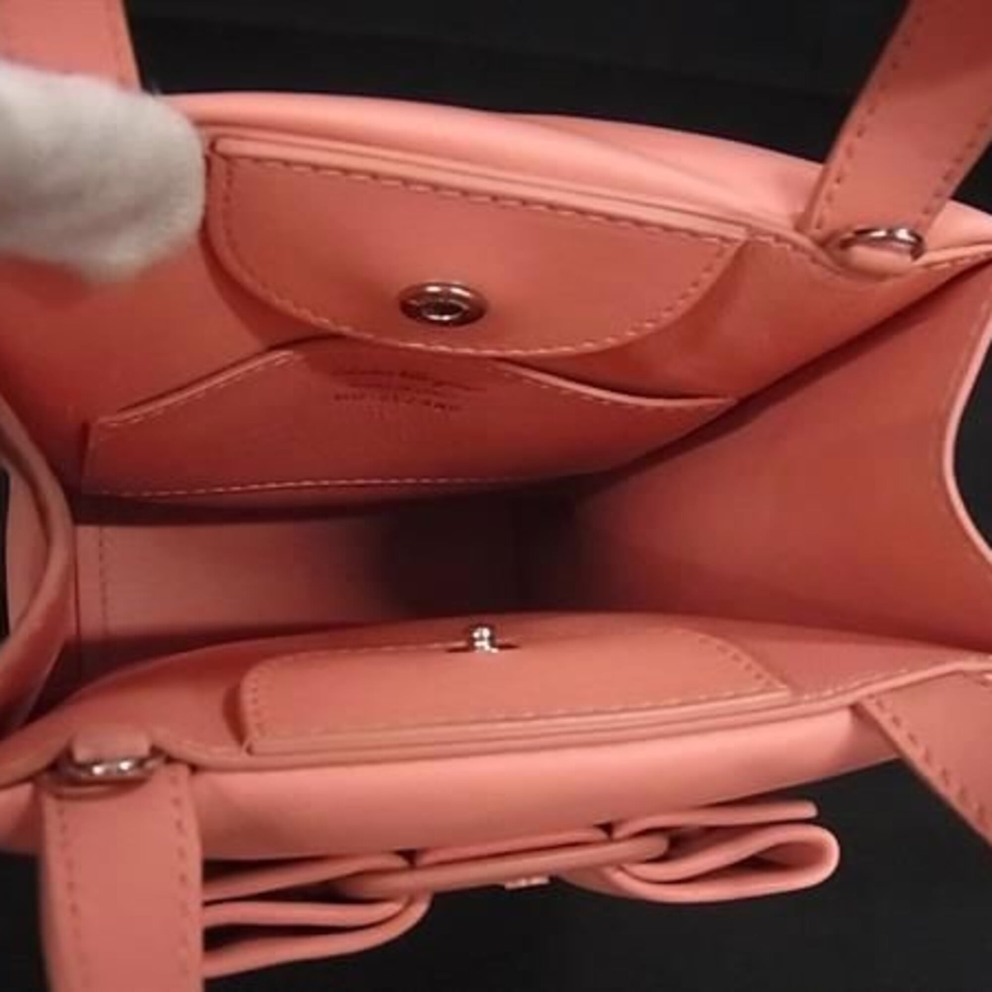 Salvatore Ferragamo Pink Leather Handbag Shoulder Bag (Pre-Owned)