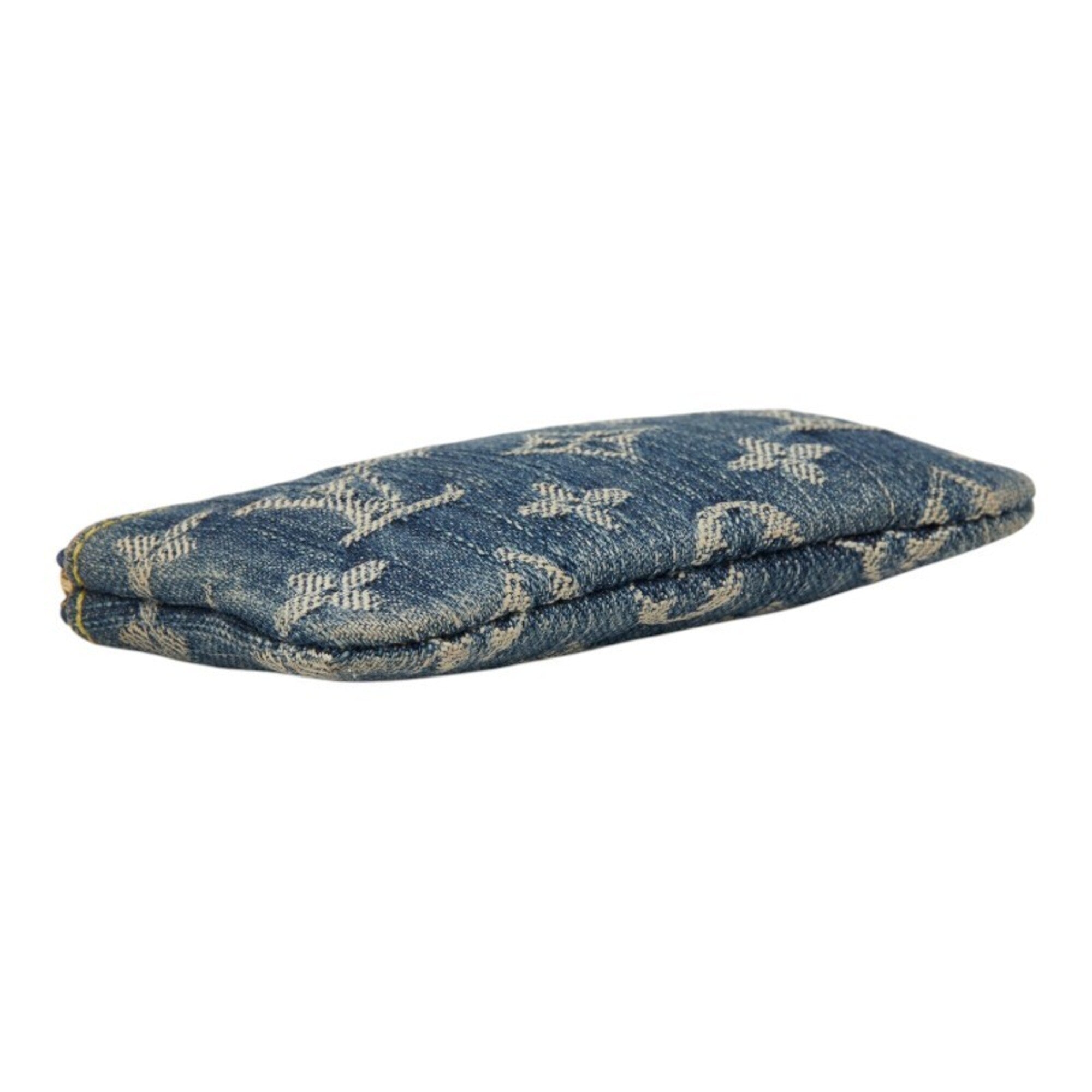 Louis Vuitton Blue Monogram Denim Pochette (Pre-Owned)