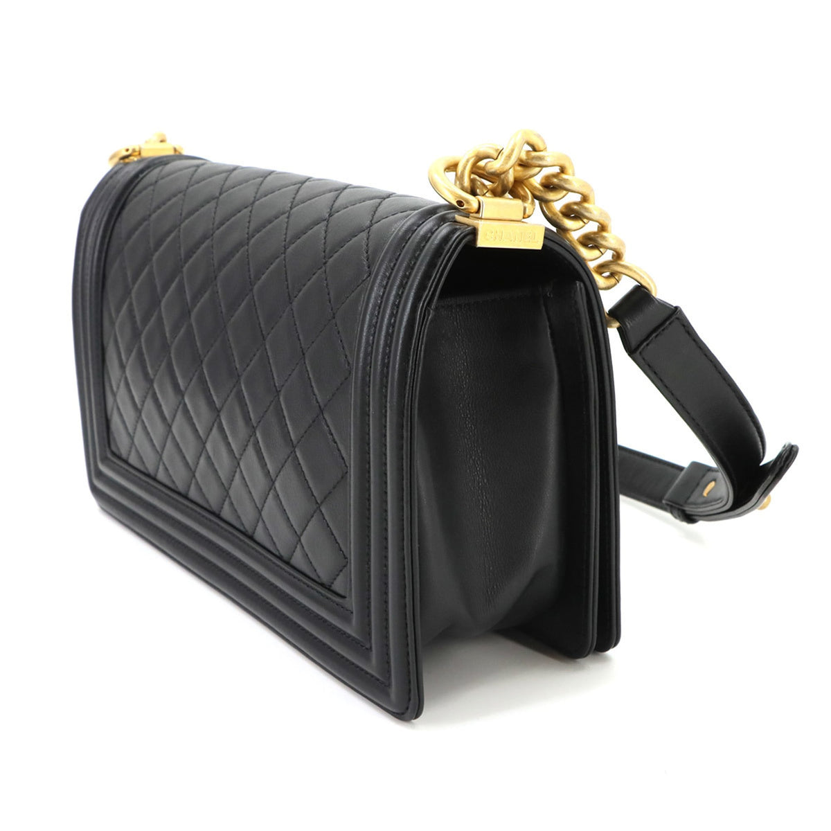 Chanel Black Leather Handbag Shoulder Bag (Pre-Owned)