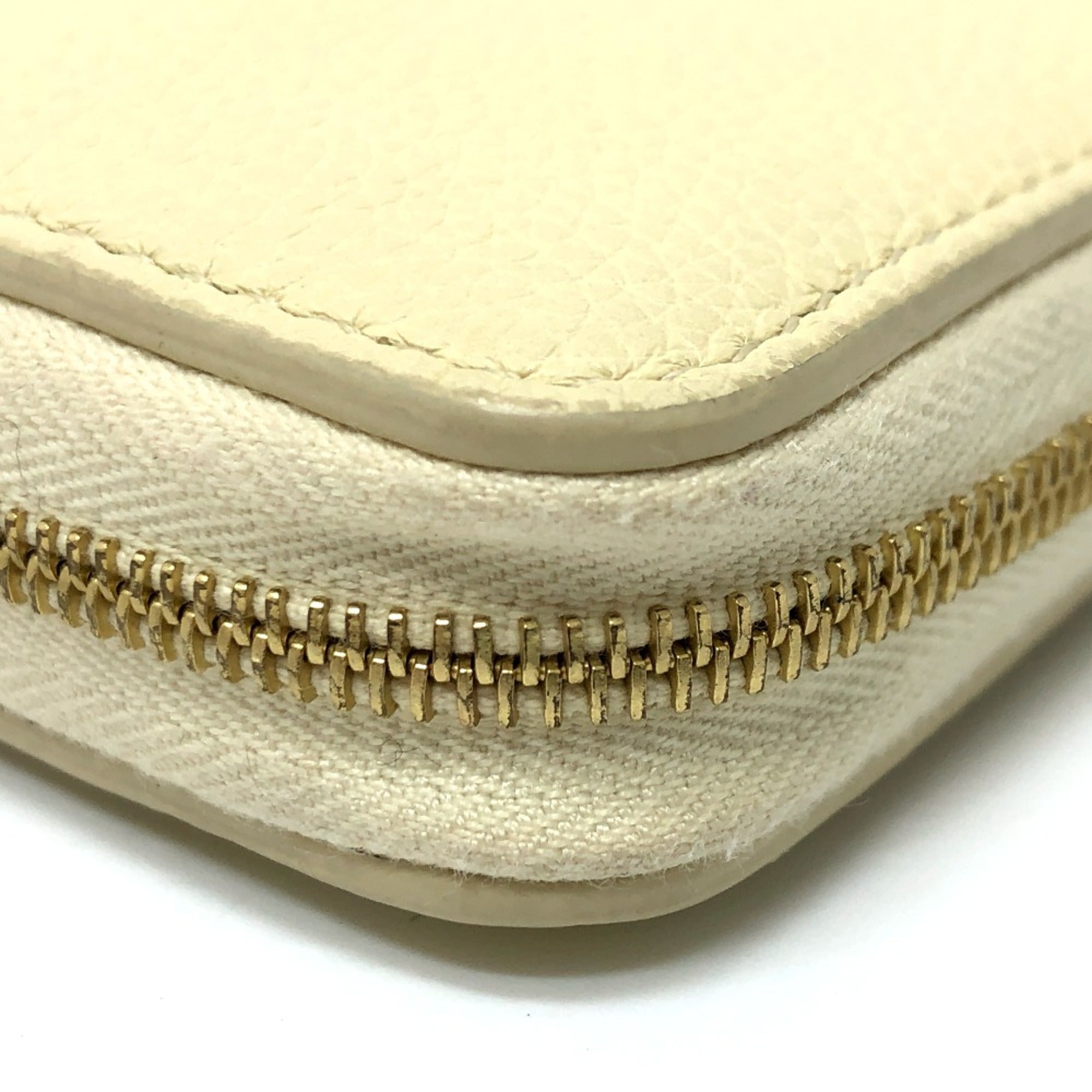 Celine Beige Leather Long Wallet (Bi-Fold) (Pre-Owned)