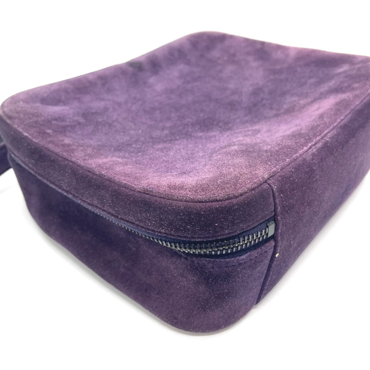 Chanel Purple Leather Handbag (Pre-Owned)