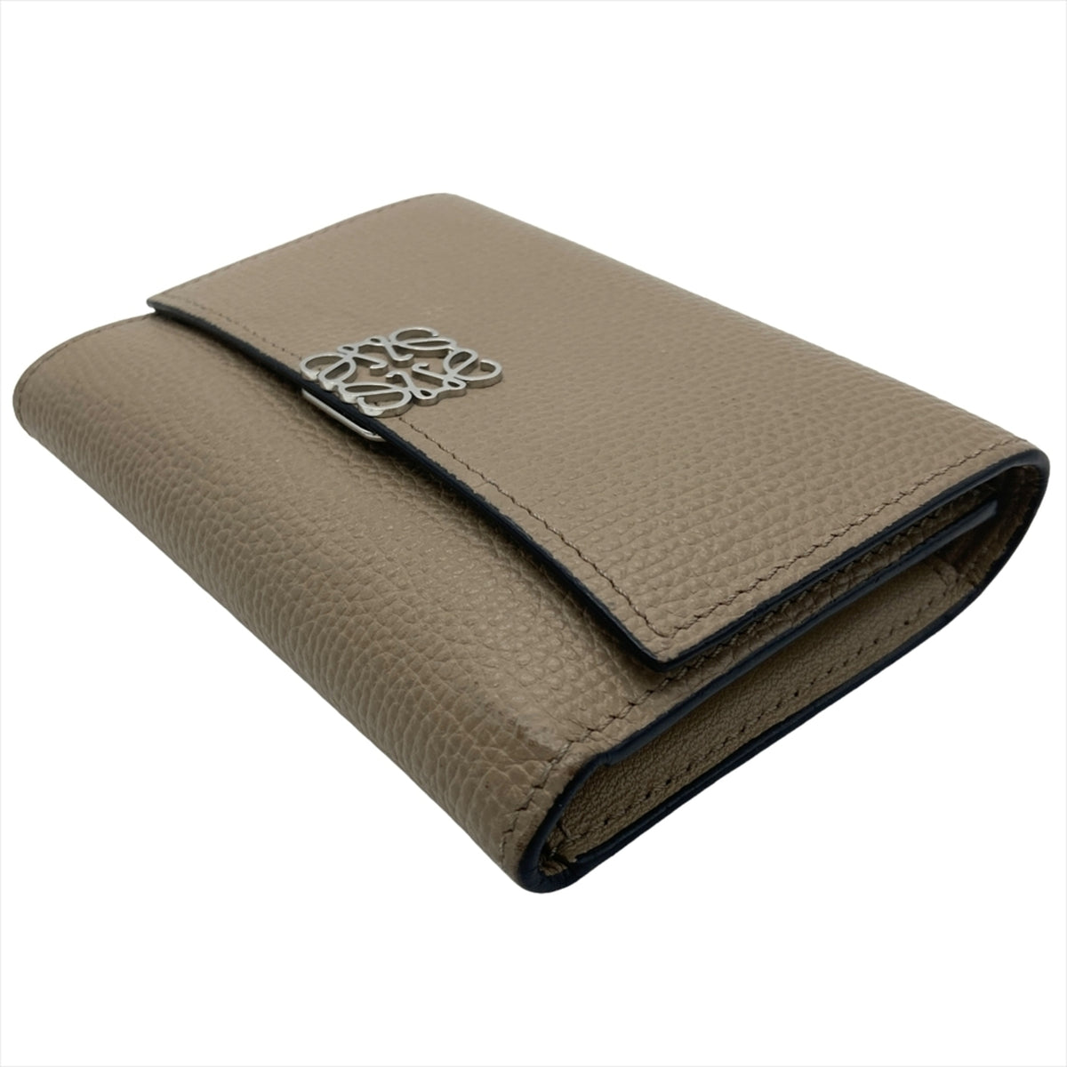 Loewe Beige Leather Wallet (Tri-Fold) (Pre-Owned)