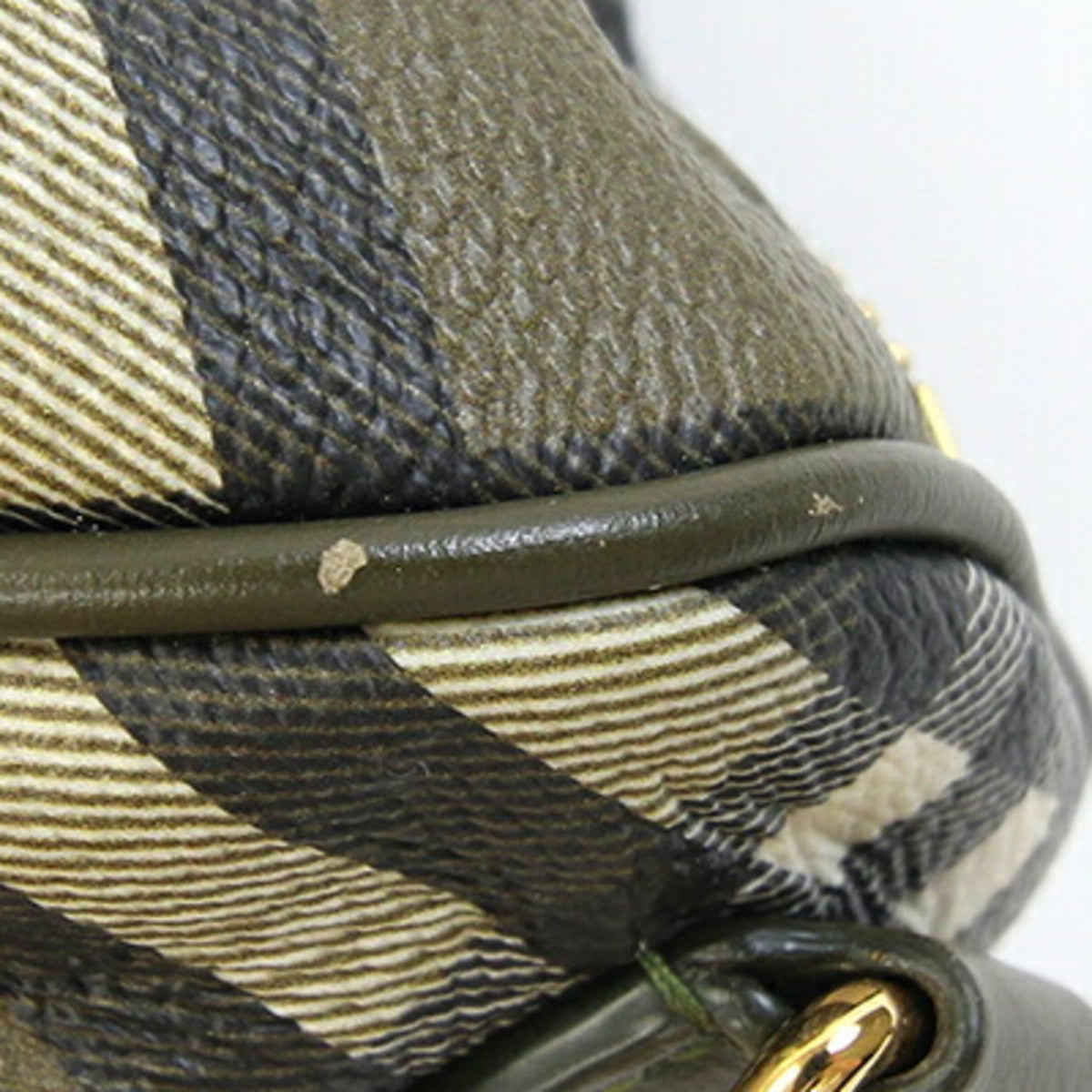 Burberry Green Olive Pvc Leather Handbag (Pre-Owned)