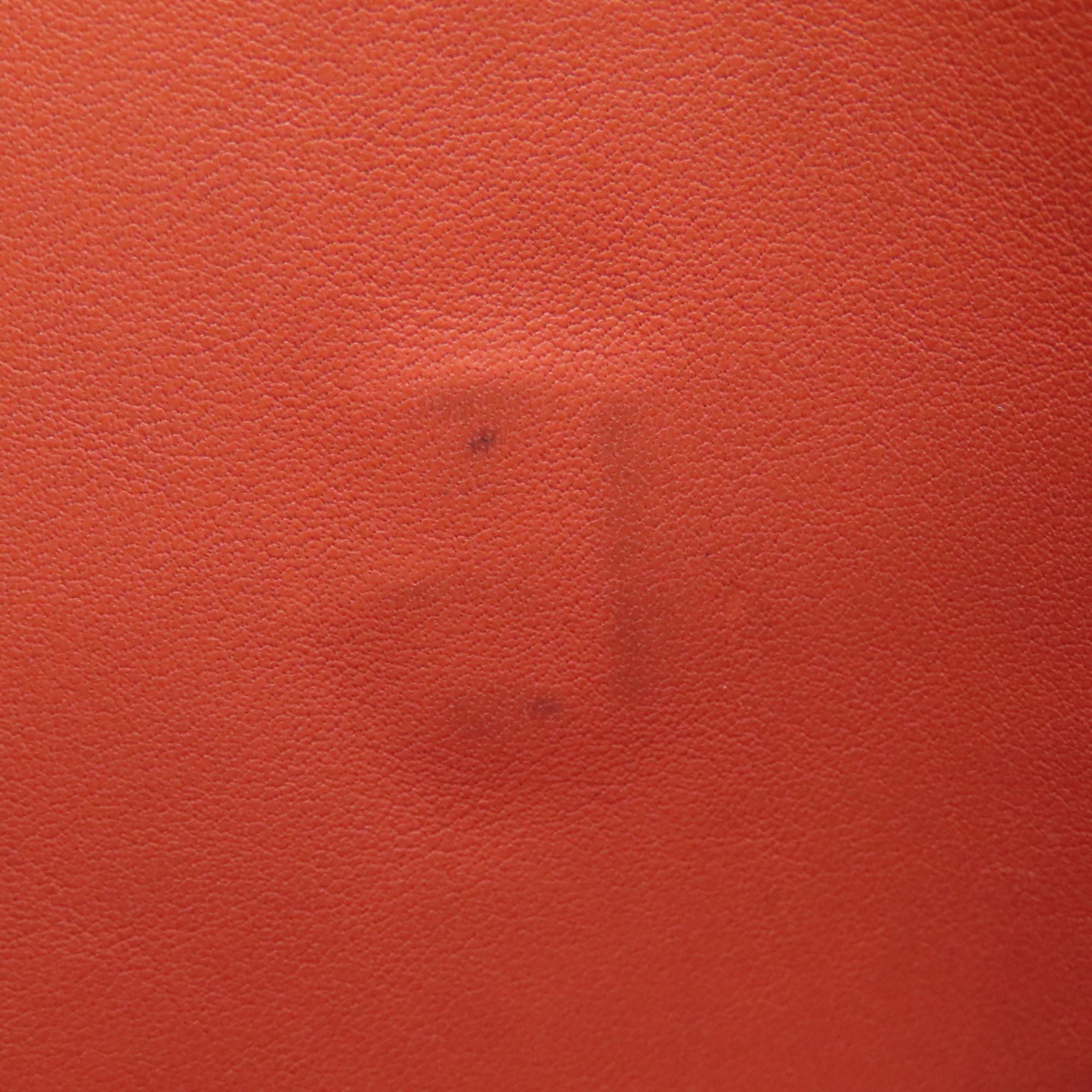 Loewe Beige Leather Wallet (Bi-Fold) (Pre-Owned)