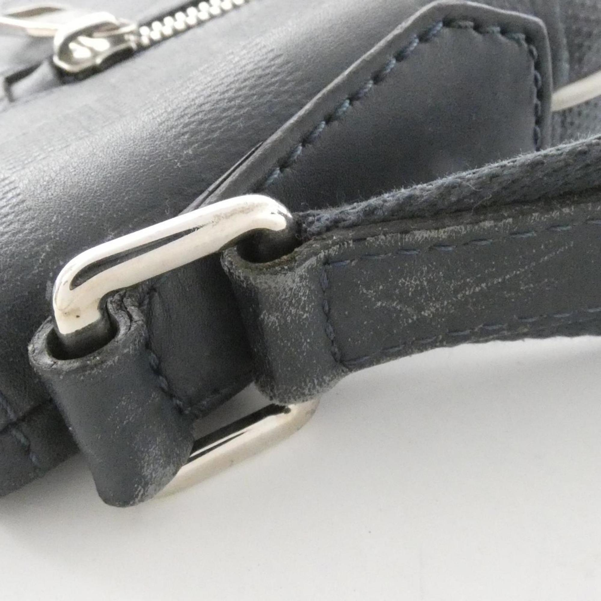 Louis Vuitton Cosmos Leather Shoulder Bag (Pre-Owned)
