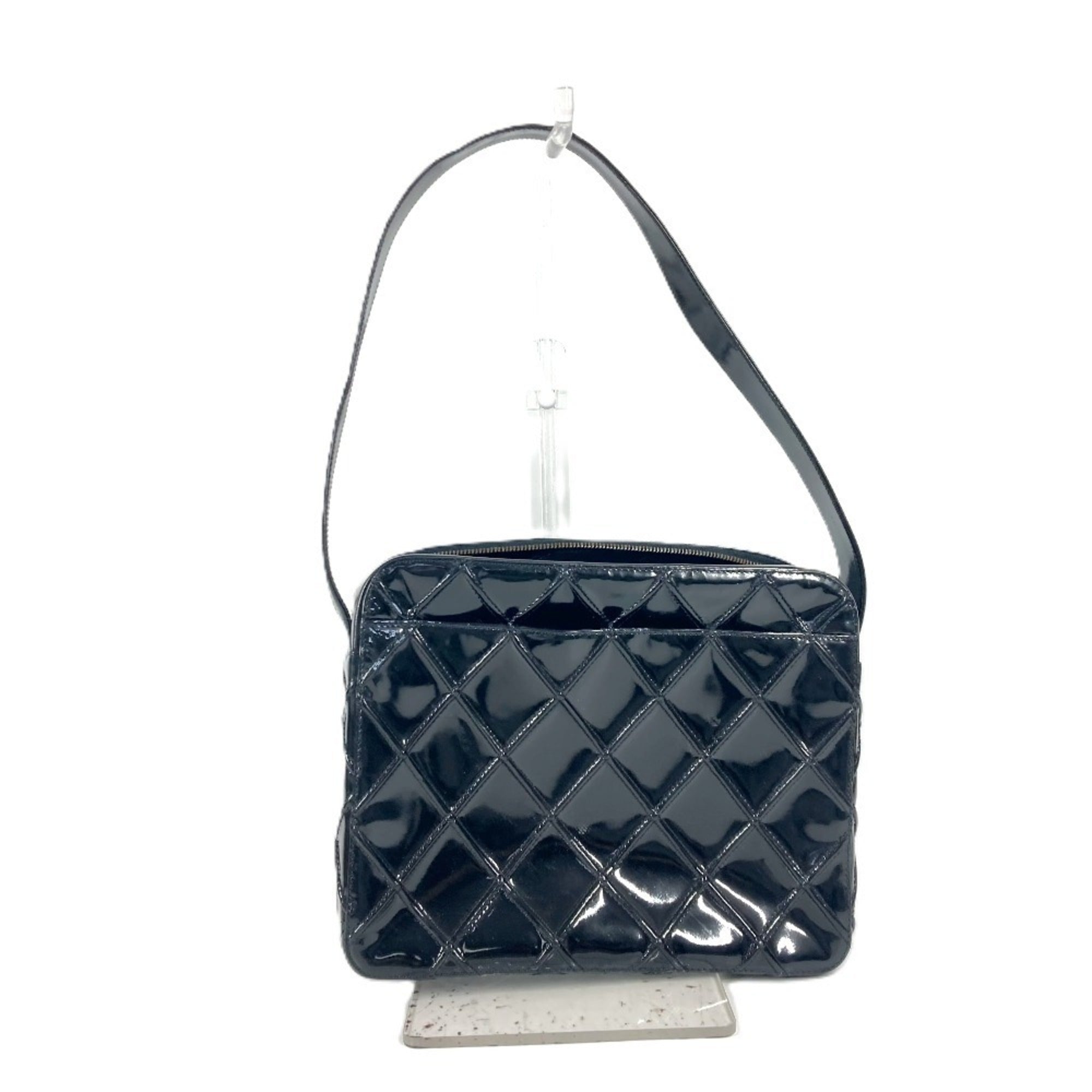 Chanel Black Patent Leather Handbag Shoulder Bag (Pre-Owned)