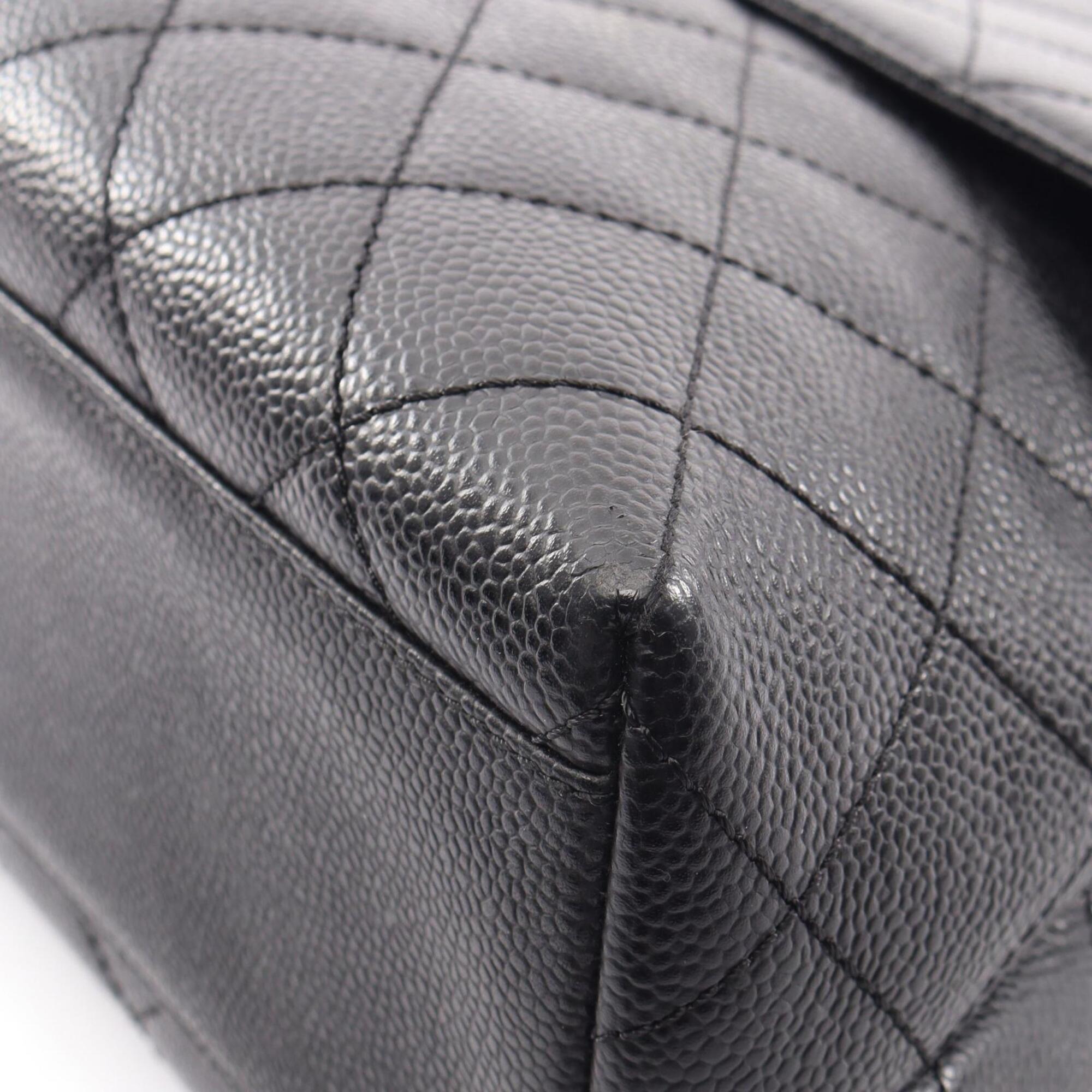 Chanel Black Grained Calfskin Handbag (Pre-Owned)