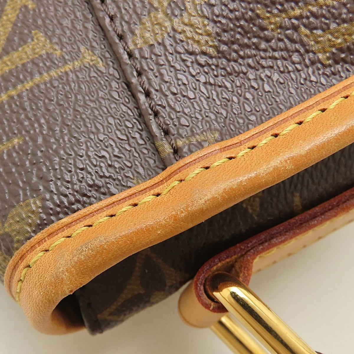 Louis Vuitton Brown Monogram Monogram Shoulder Bag (Pre-Owned)