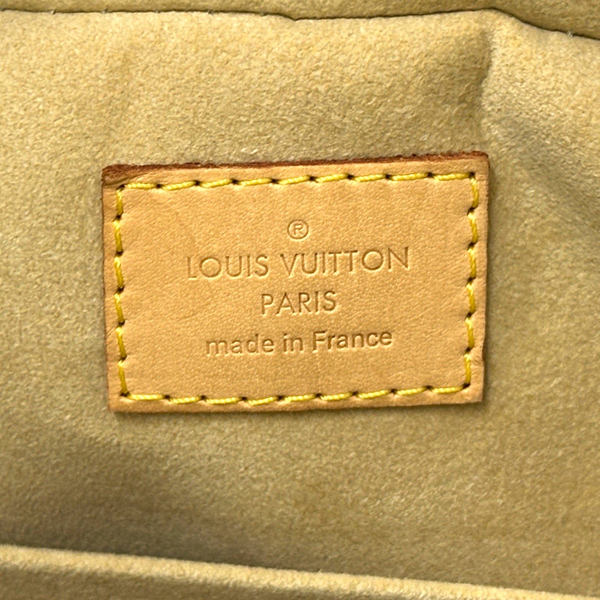 Louis Vuitton Brown Monogram Canvas Handbag (Pre-Owned)