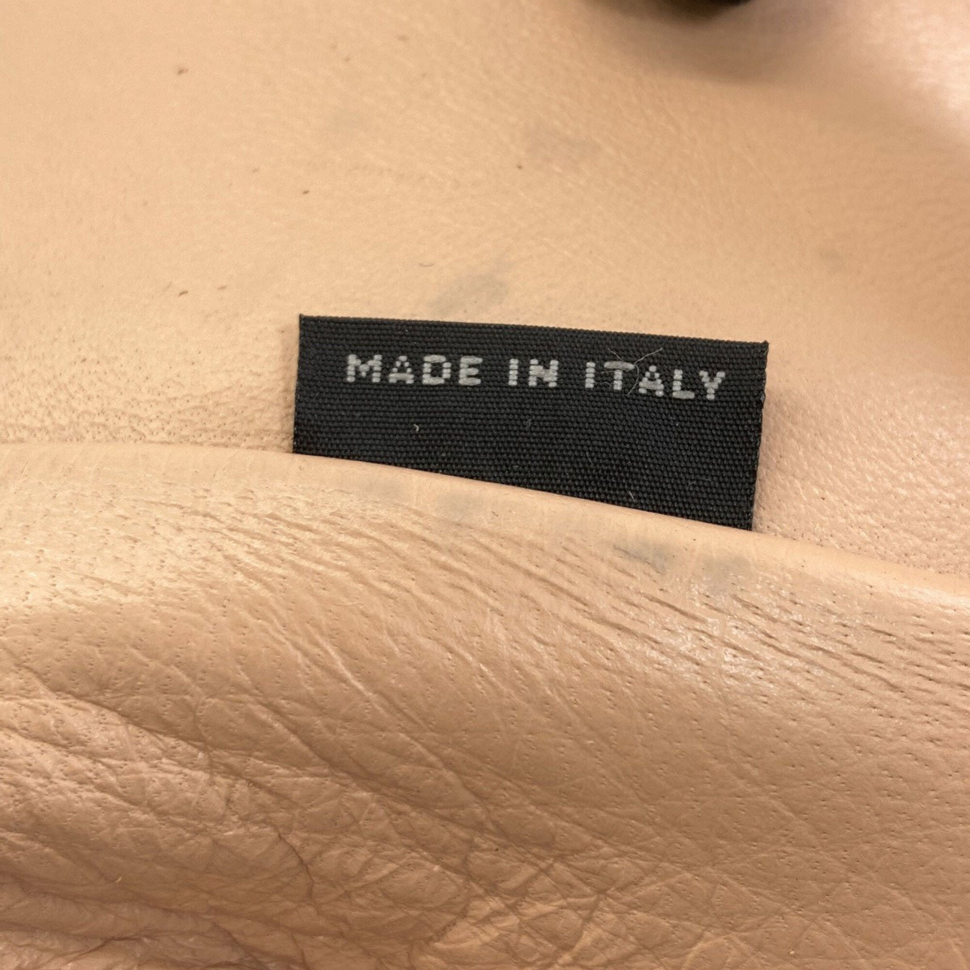 Prada Black Leather Handbag (Pre-Owned)