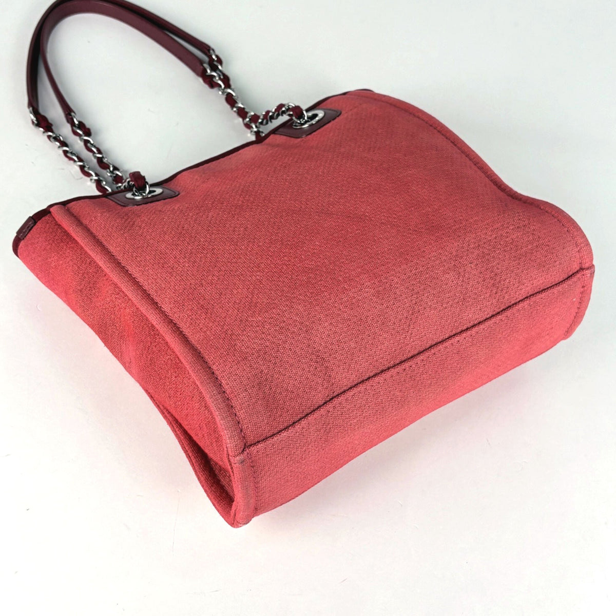 Chanel Deauville Red Color Canvas Leather Tote Bag (Pre-Owned)