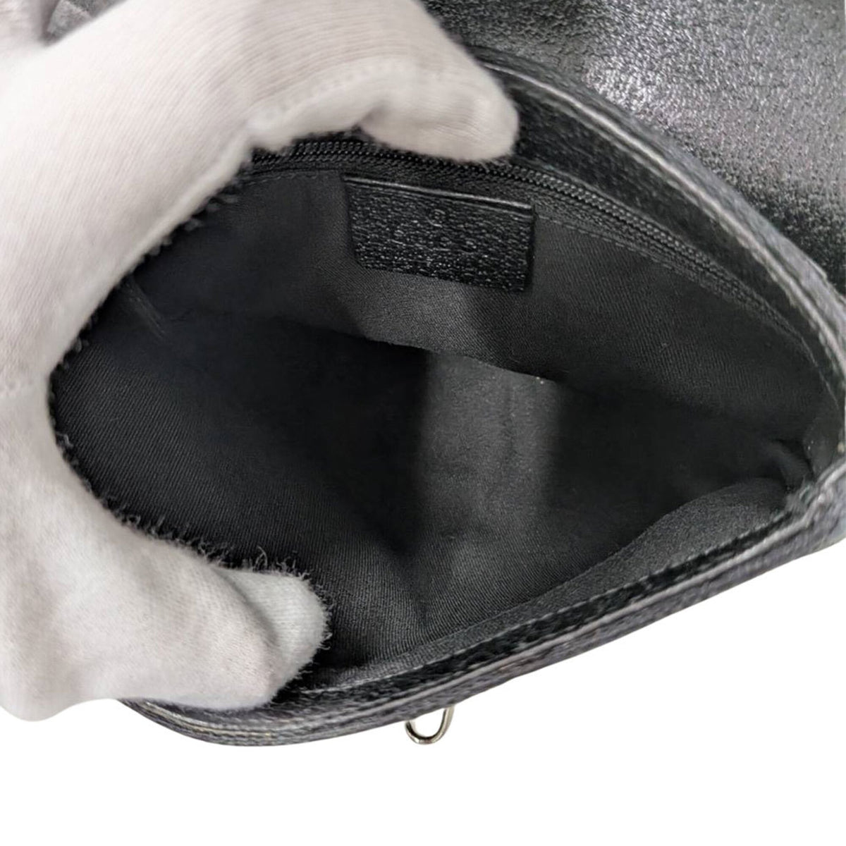Gucci Black Gg Canvas Handbag Sling Bag (Pre-Owned)