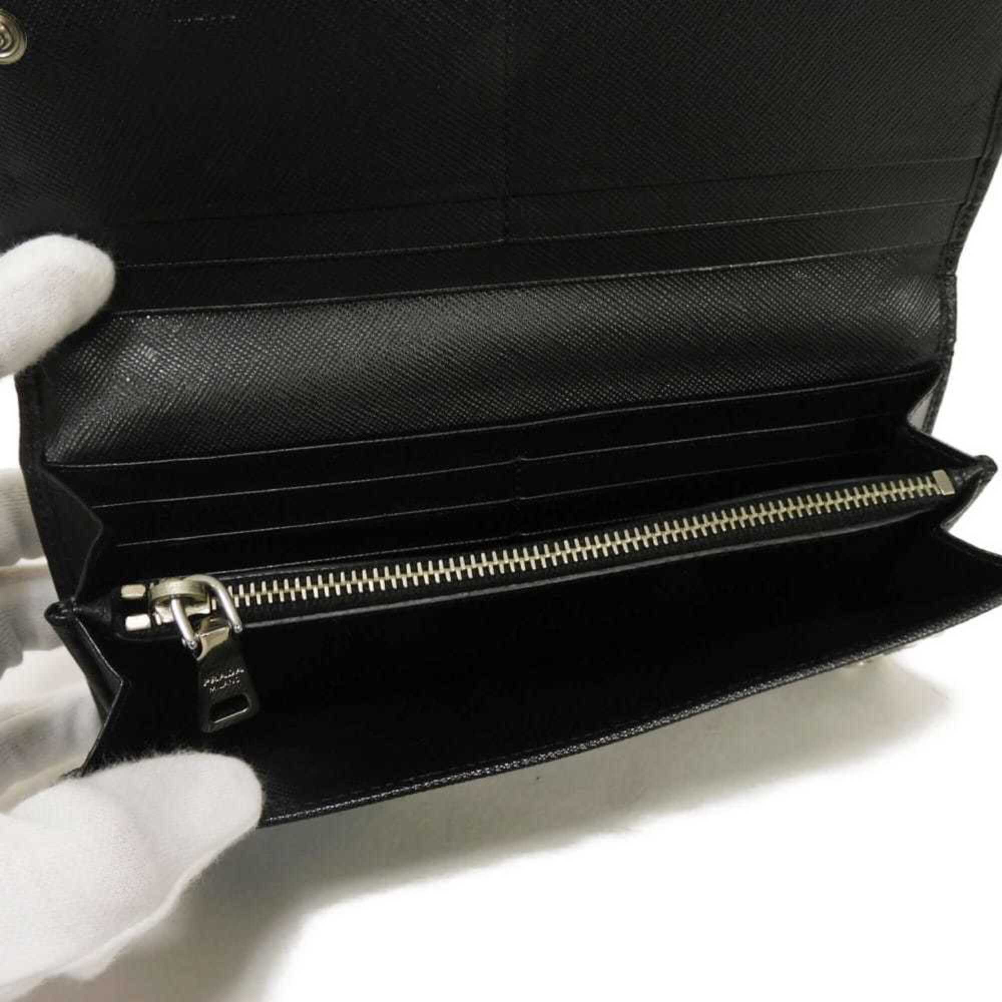 Prada Black Saffiano Long Wallet (Bi-Fold) (Pre-Owned)