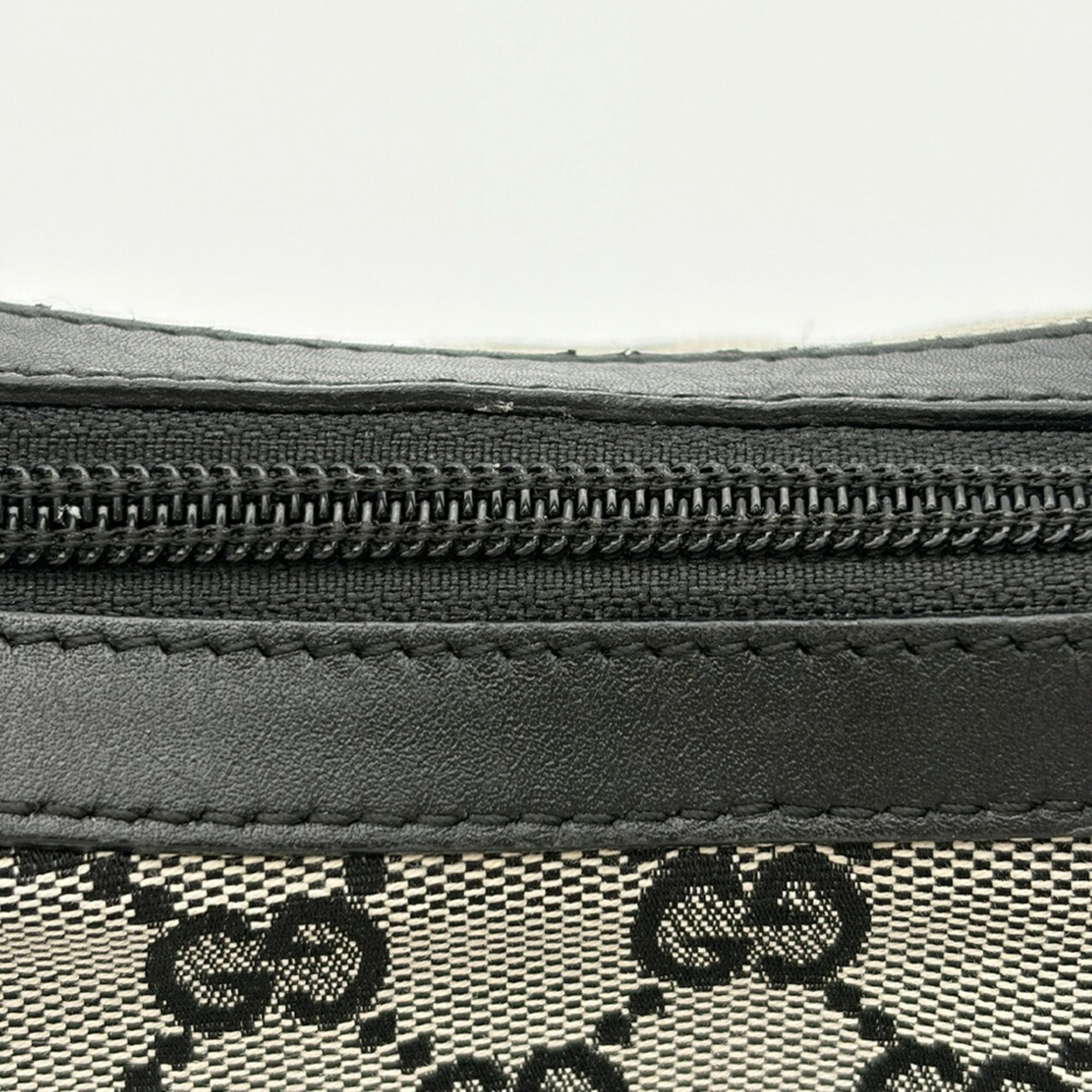 Gucci Black Gg Canvas Leather Shoulder Bag (Pre-Owned)
