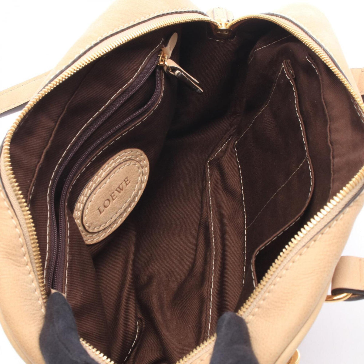 Loewe Beige Leather Handbag (Pre-Owned)